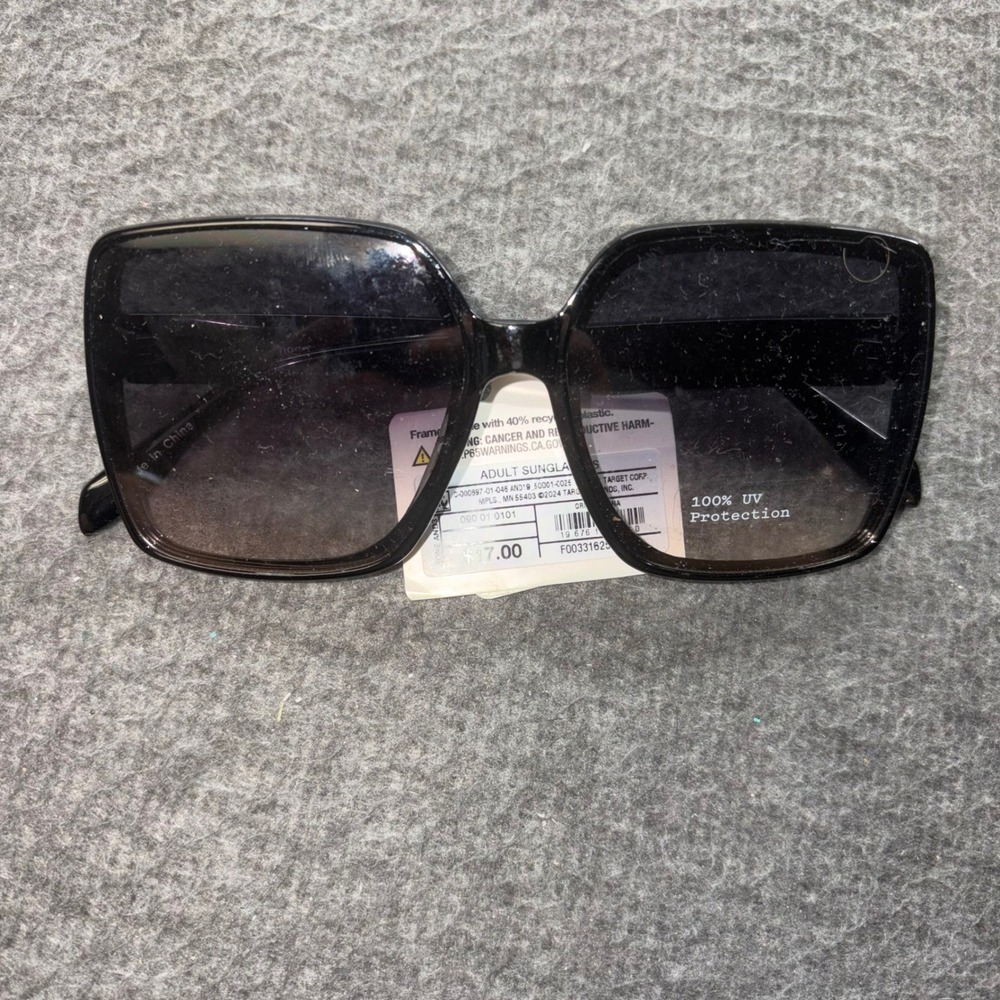 Authentic Designer Black Frame Sunglasses Dark Tinted Lenses LPJT 018934 New